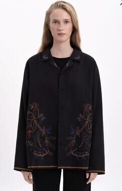 ETNODIM Dark shirt with colored embroidery Women’s Small